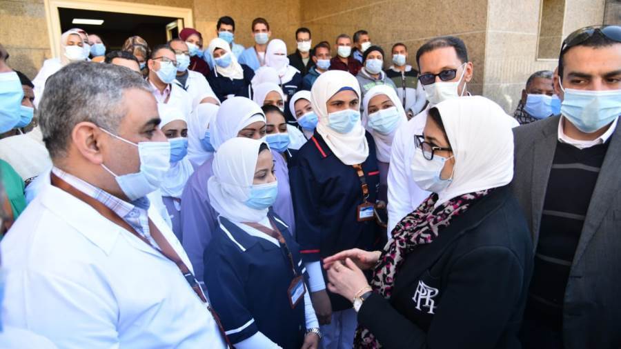 وزيرة الصحة في مستشفى إيزيس