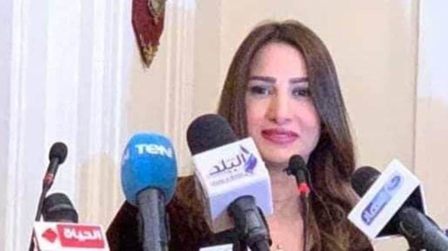 الإعلامية شيرين ربيع