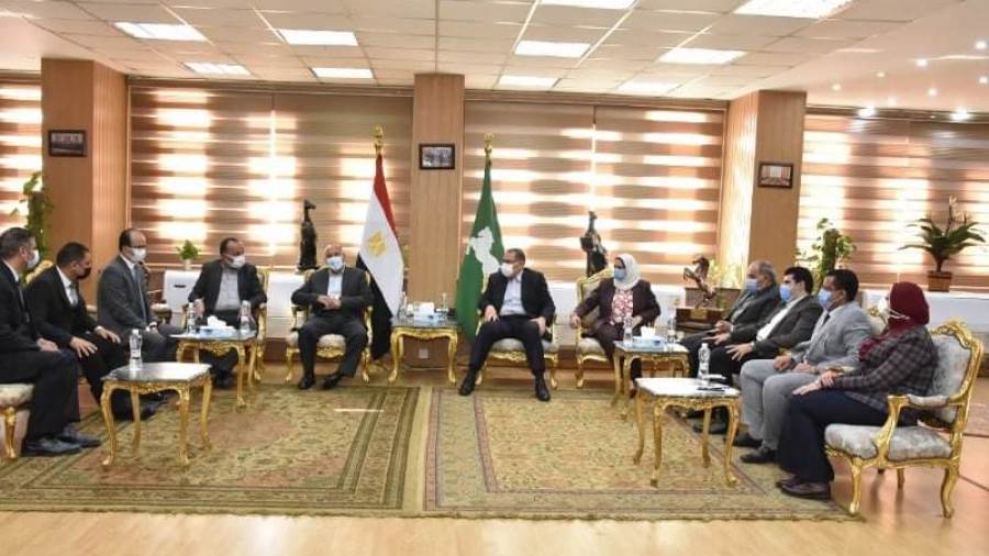 محافظ الشرقيه يستقبل وزير النقل