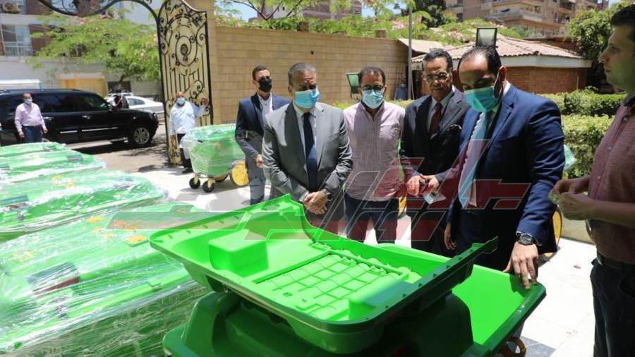 صناديق جديدة لجمع القمامة