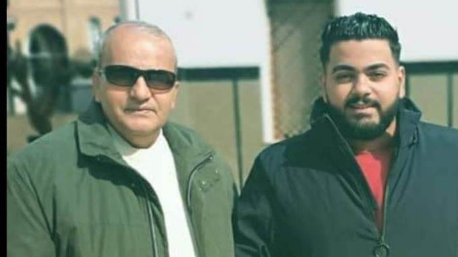 الأب ونجله المتوفي أرشيفية