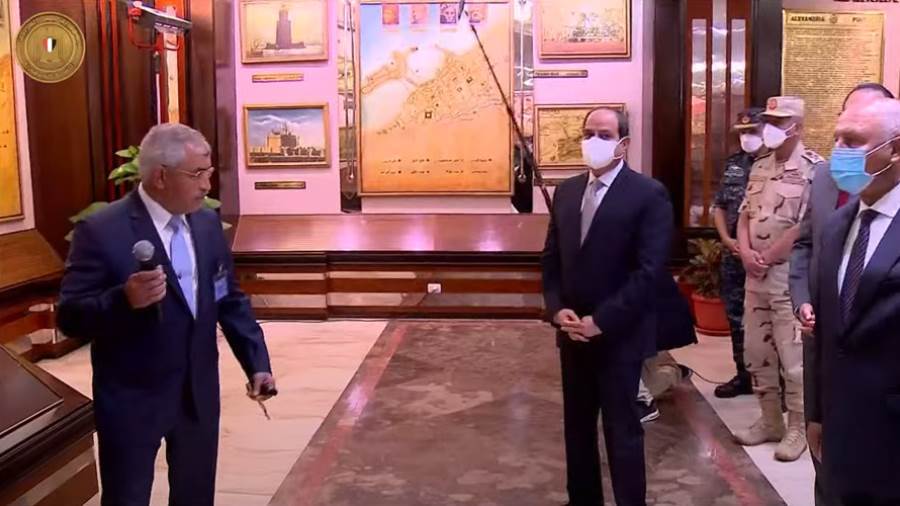 جولة الرئيس السيسي داخل متحف ميناء الإسكندرية