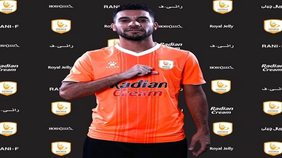 إسلام جمال لاعب سموحة السابق