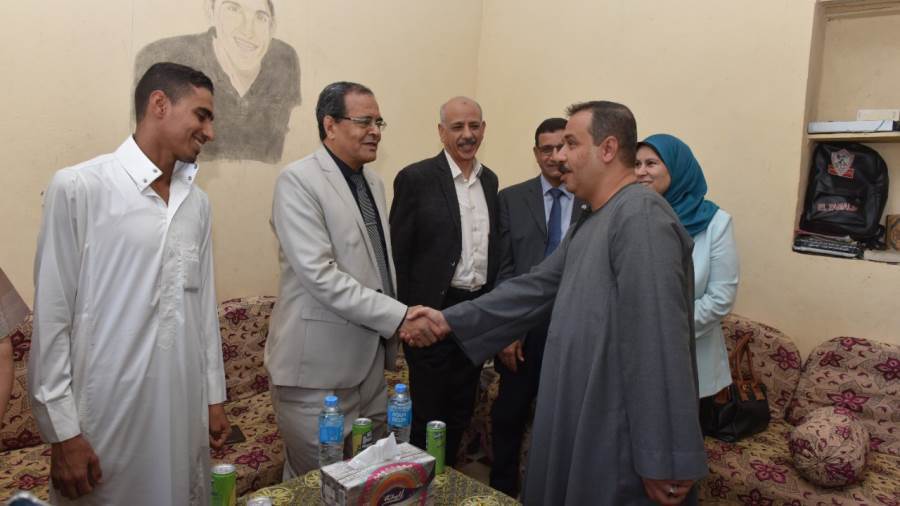 من جانب الزيارة