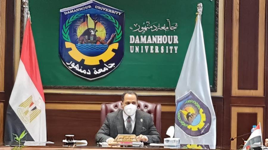 الدكتور عبيد صالح رئيس جامعة دمنهور