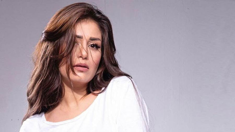 الفنانة منة فضالي