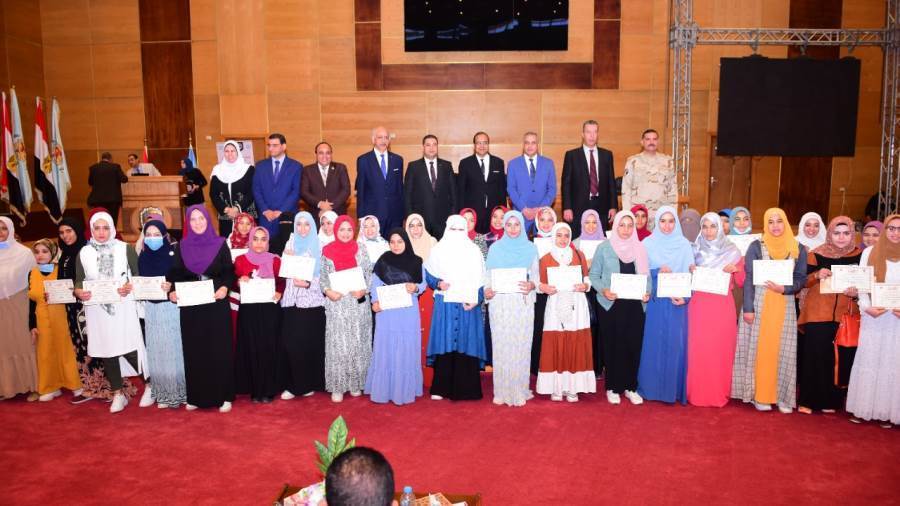 تدشين مبادرة سوهاج خالية من الأمية