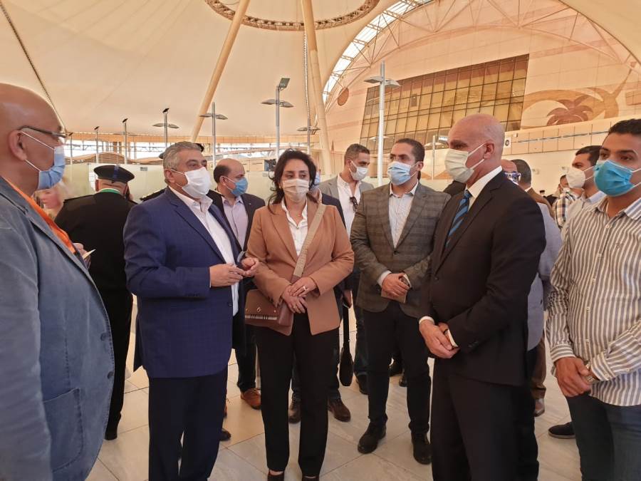 الطيار منتصر مناع نائب وزير الطيران المدني
