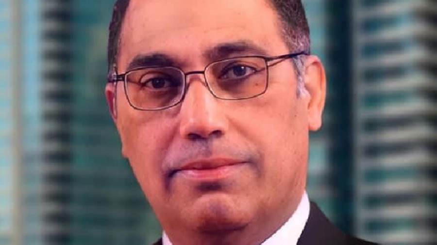 الاستاذ عمرو القاضى
