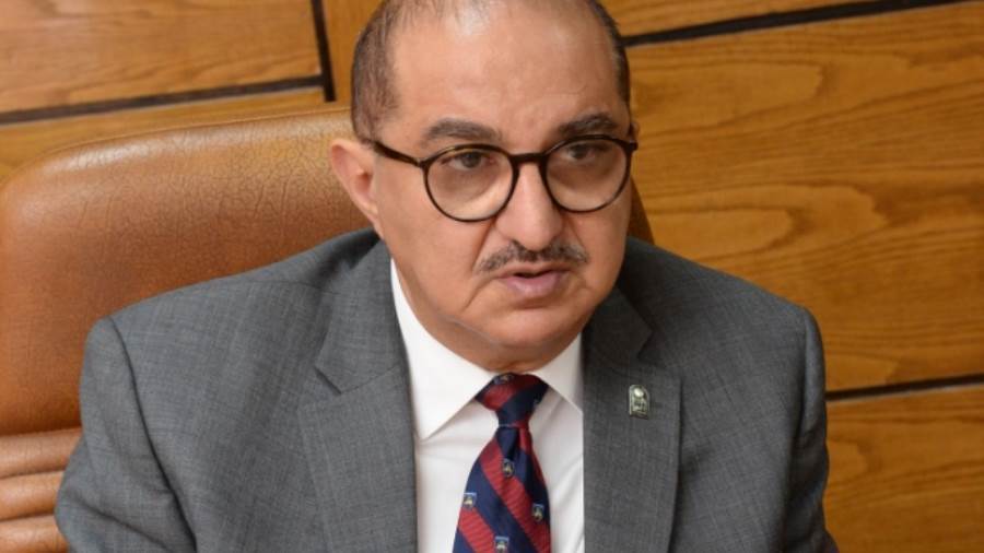 الدكتور طارق الجمال رئيس جامعة أسيوط