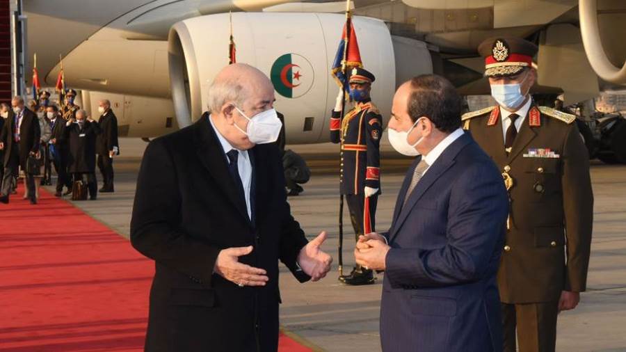 الرئيس السيسي ونظيره الجزائري