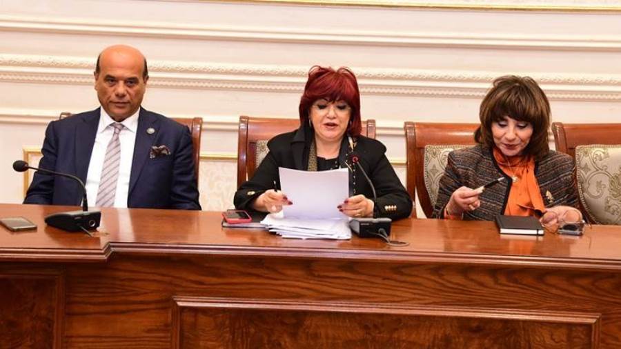 لجنة السياحة والطيران بالبرلمان
