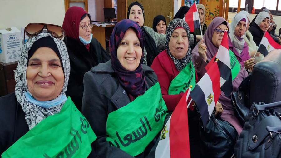 تكريم عدد من السيدات بمناسبة يوم المرأة المصرية وعيد الأم بكلية تربية العريش