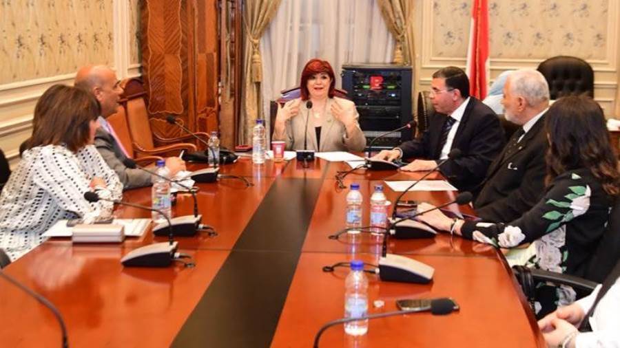 لجنة السياحة والطيران بالبرلمان