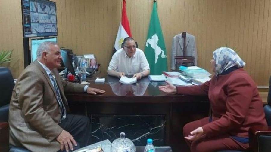 محافظ الشرقية خلال لقائه نواب المحافظة