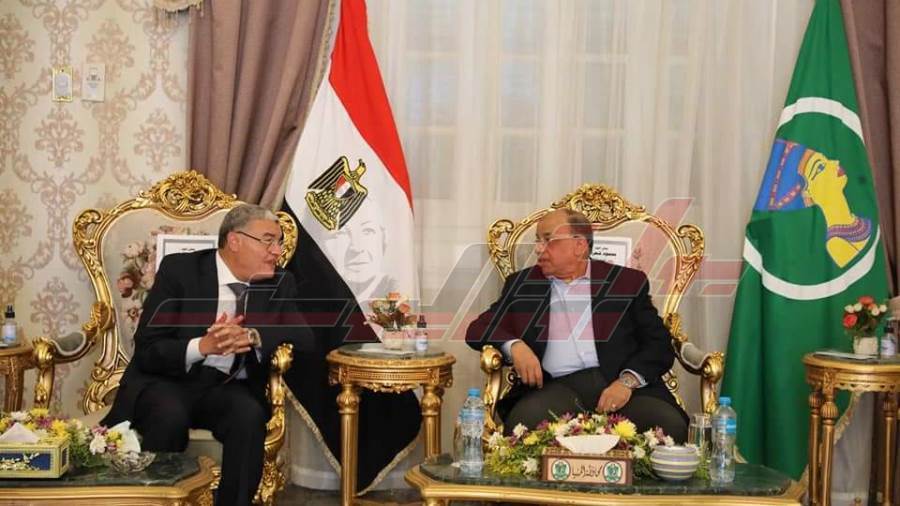 وزير التنمية المحلية ومحافظ المنيا