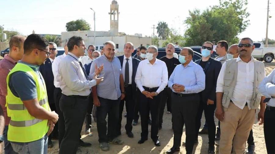 وزير التنمية المحلية ومحافظ المنيا