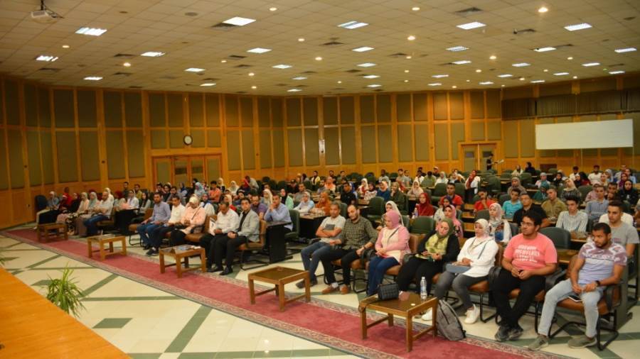 إنطلاق نسخة جديدة من معسكر إعداد القادة بمشاركة 200 طالب وطالبة