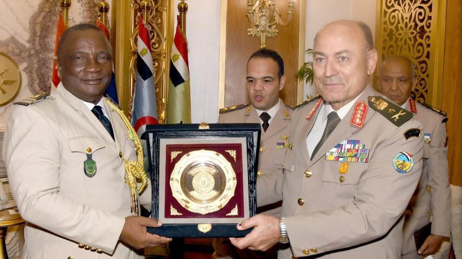 الفريق أسامة عسكر رئيس أركان حرب القوات المسلحة