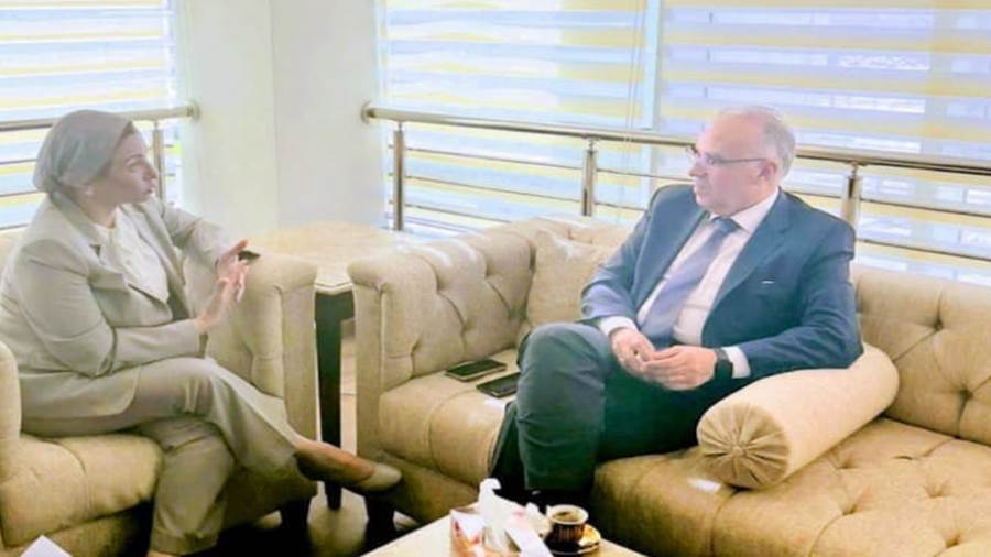 وزيرا الري والبيئة يناقشان جهود تطوير البحيرات الطبيعية