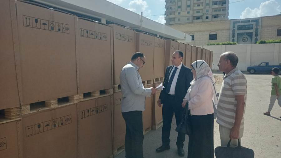 صحة البحيره تستلم الدفعة الثانية من الثلاجات الخاصة بحفظ الطعوم