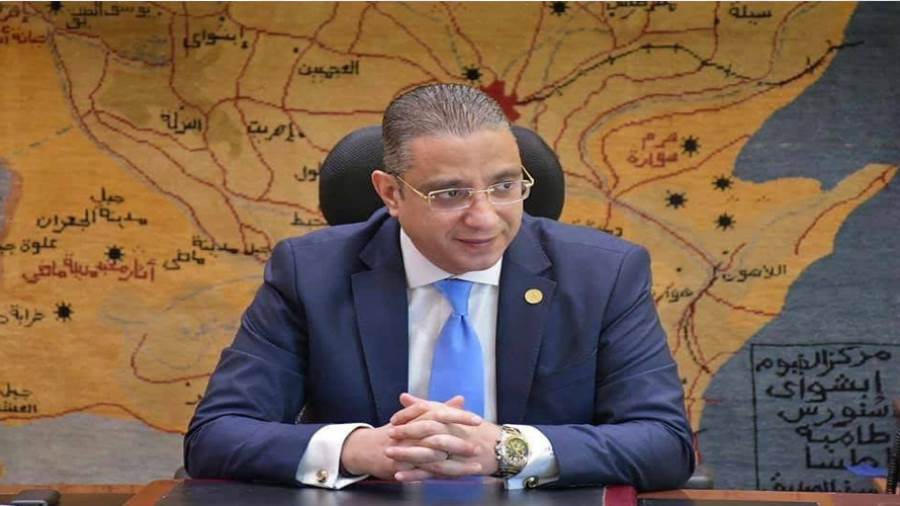 الدكتور أحمد الفيومى محافظ الفيوم