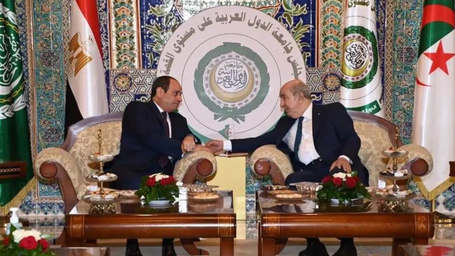الرئيس السيسي يلتقي الرئيس الجزائري عبد المجيد تبون