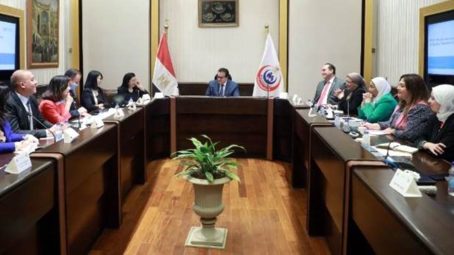 اجتماع وزير الصحة والصحة العالمية