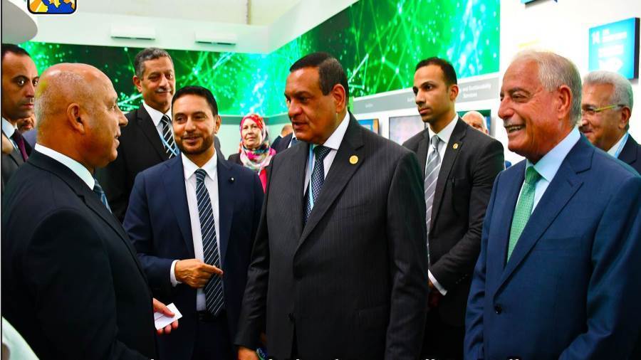وزيرا النقل والتنمية المحلية وجنوب سيناء