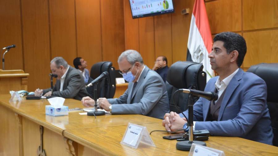 محافظ القليوبية يترأس الاجتماع