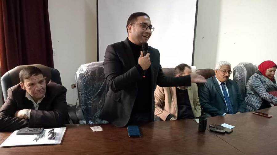 مركز الإعلام يعقد اجتماعا بالمنيا