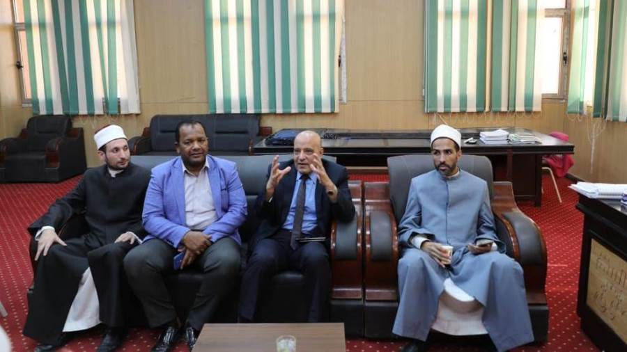 أعضاء الأزهر للفتوى ورئيس جامعة أسوان