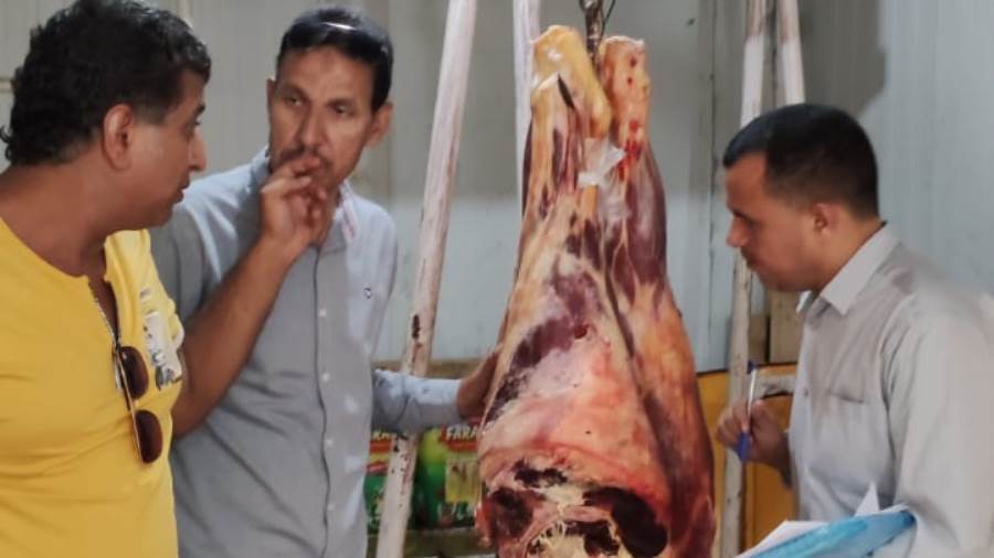 حملات رقابية على المحلات بالمنيا