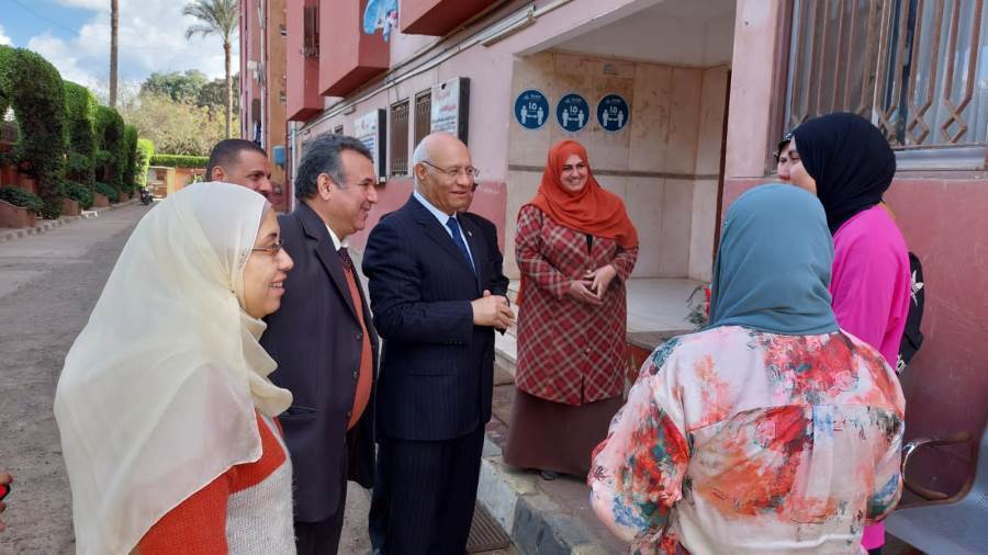 لقاء رئيس الجامعة بالطلاب