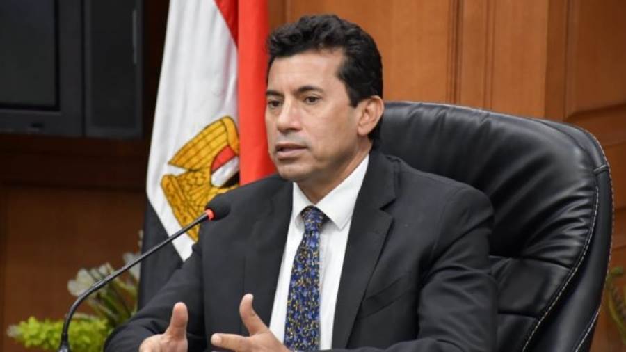 وزير الشباب والرياضة الدكتور أشرف صبحي