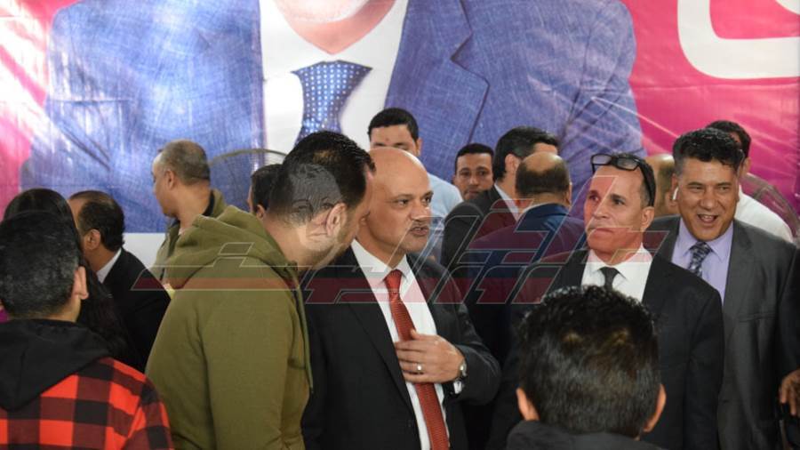 استقبال حار لحظة وصول خالد ميري