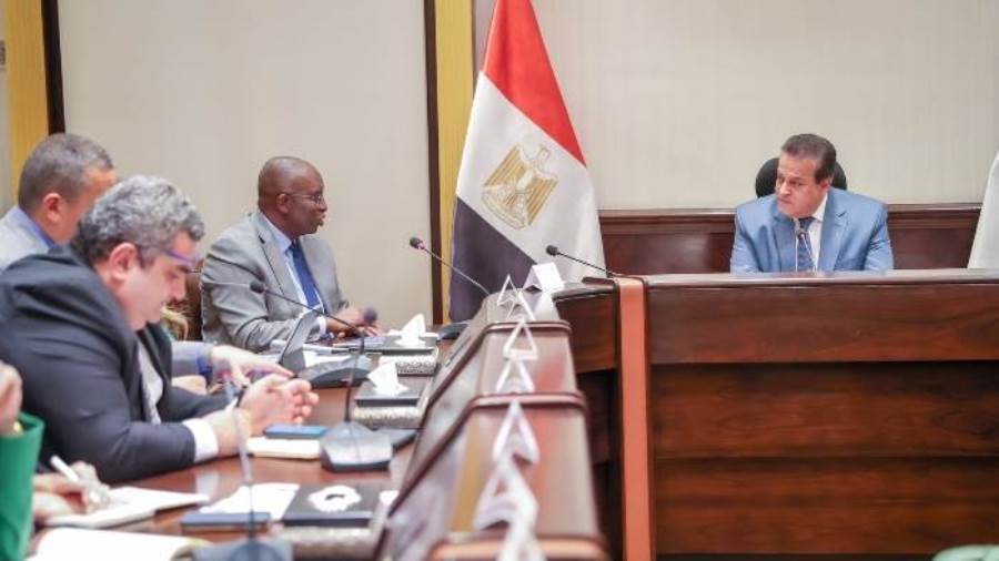 اجتماع وزير الصحة ومؤسسة التمويل الدولية