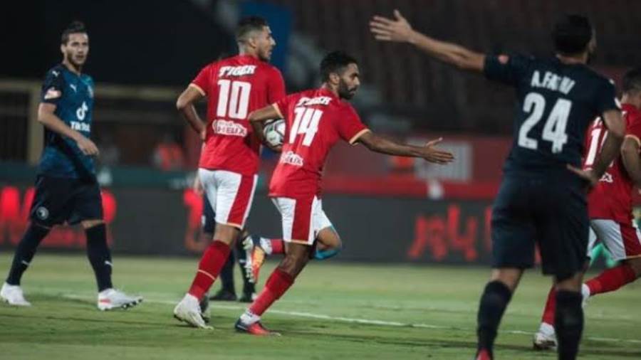 الأهلي وبيراميدز أرشفة