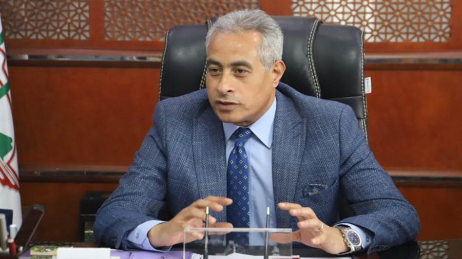 حسن شحاتة وزير القوى العاملة