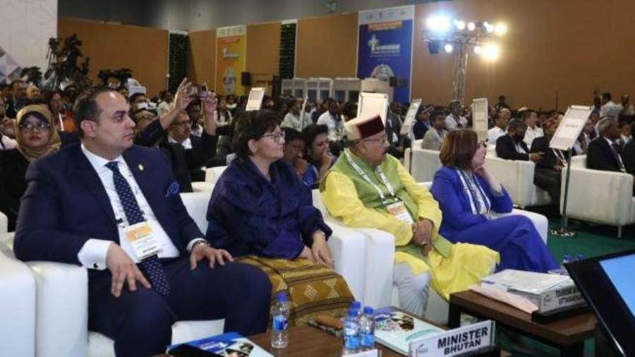 رئيس الرعاية الصحية خلال مشاركته بمؤتمر الهند