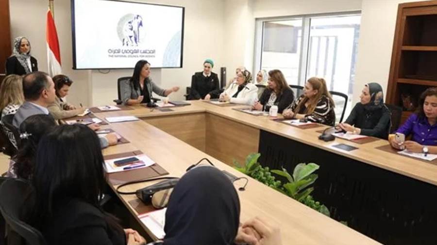 المجلس القومي للمرأة يعقد اجتماعه الدوري لأول مرة من مقره بالعاصمة الإدارية الجديدة
