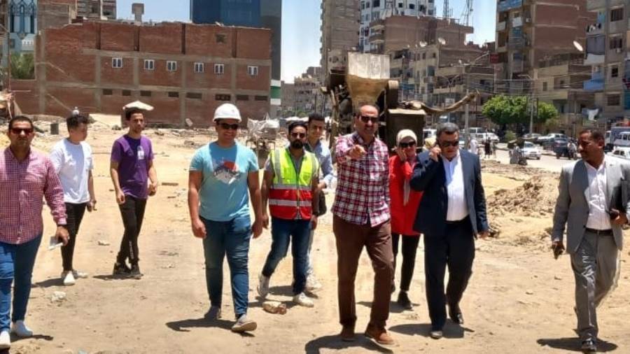 سكرتير بنى سويف يتفقد سوق الدهشورى