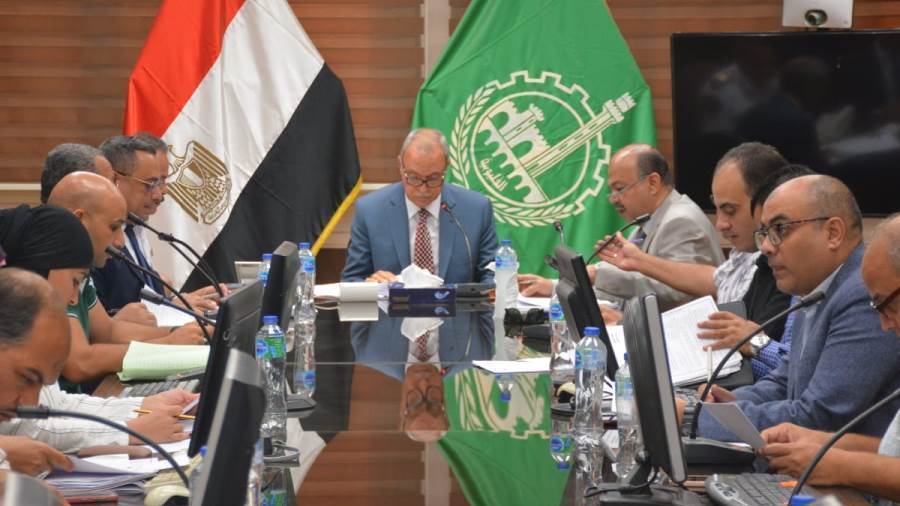 محافظ القليوبية يترأس الاجتماع