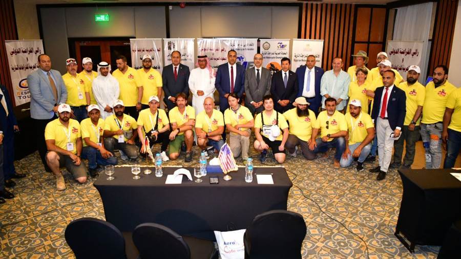 د. أشرف صبحى خلال المؤتمر