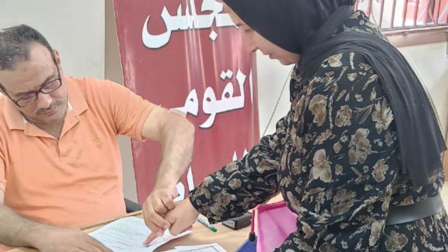 جانب من فعاليات القوافل السكانية بالبحيرة