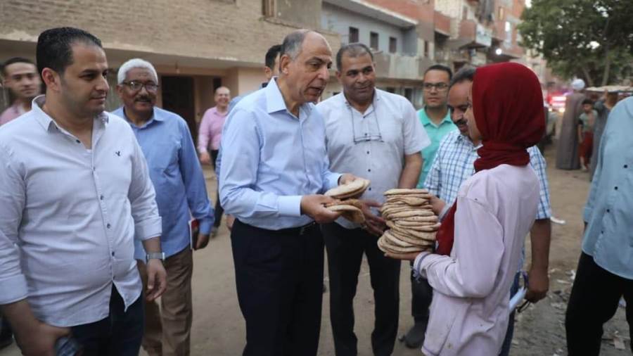 محافظ المنيا خلال الجوله