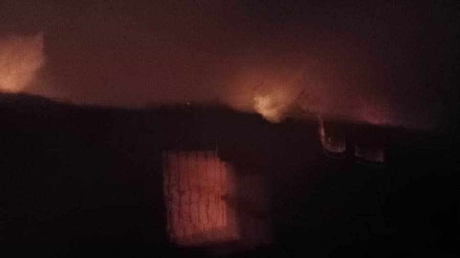 جانب من الحريق