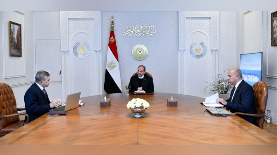 الرئيس عبد الفتاح السيسي خلال الاجتماع