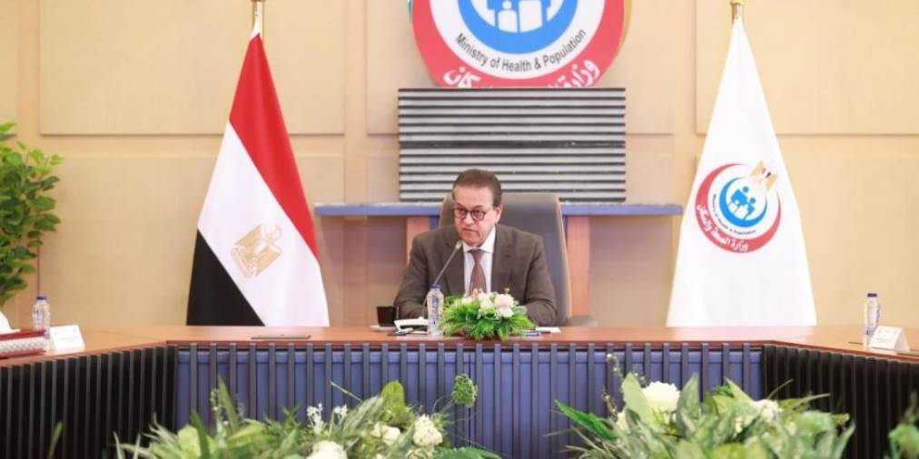 الدكتور خالد عبدالغفار وزير الصحة