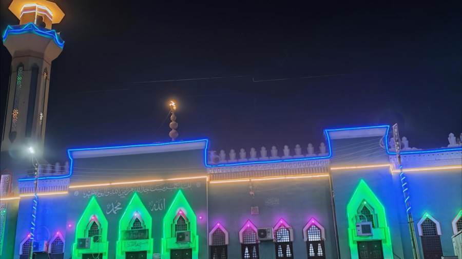 المساجد تتزين لاستقبال شهر رمضان